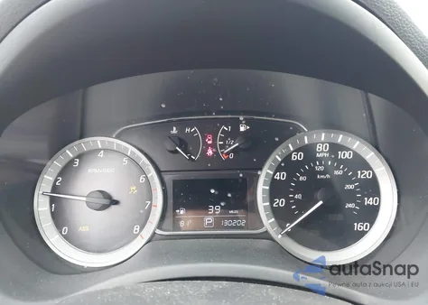 2014 Nissan Sentra Sr z USA, uszkodzony, nr VIN 3N1AB7AP3EL613925